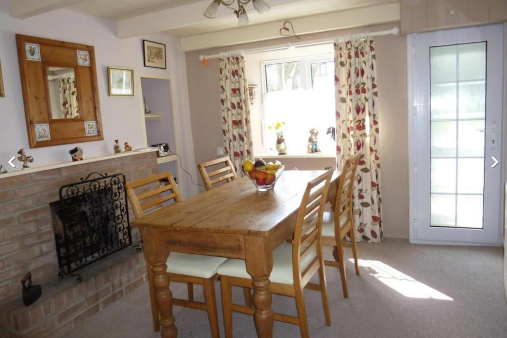 Lovely Cornish Cottage In Small Village Setting Saint Hilary  Eksteriør billede